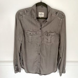 American Eagle Button Down Shirt